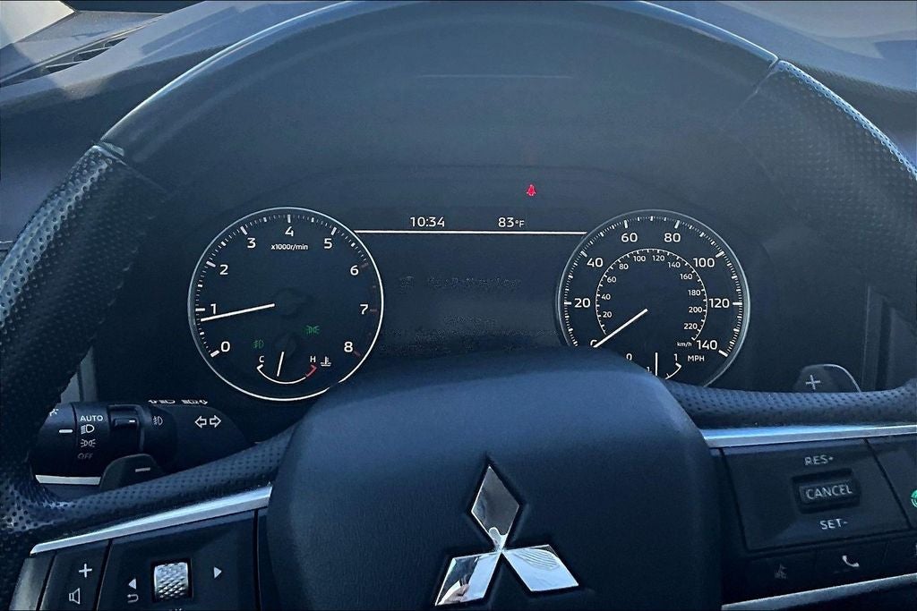 2024 Mitsubishi Outlander SE