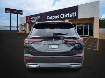 2025 Mitsubishi Outlander SE