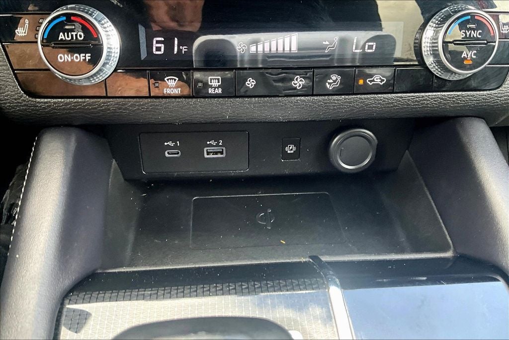 2024 Mitsubishi Outlander SE Black Edition