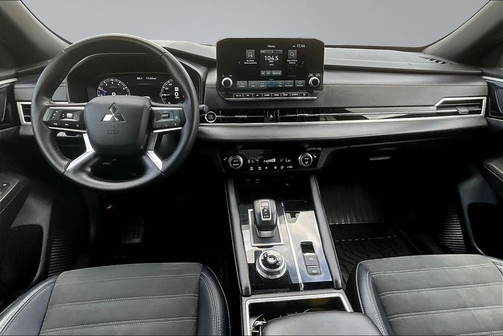 2024 Mitsubishi Outlander SE Black Edition