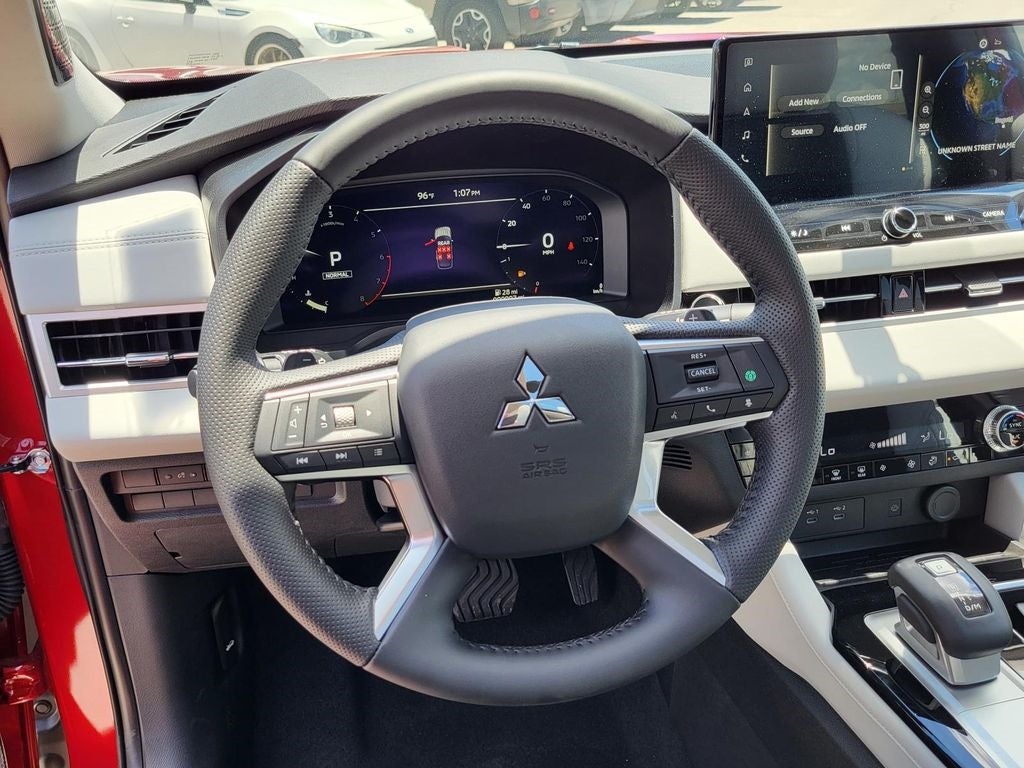2025 Mitsubishi Outlander SE