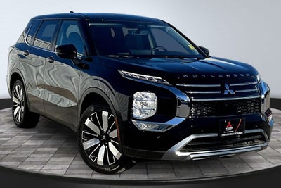 2026 Mitsubishi Outlander SE