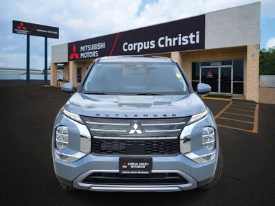 2026 Mitsubishi Outlander SE