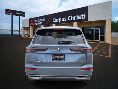 2026 Mitsubishi Outlander SE