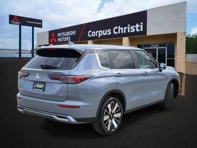 2026 Mitsubishi Outlander SE