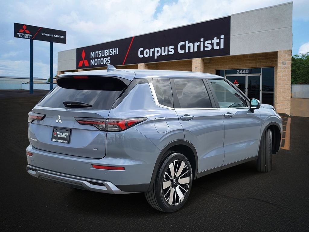 2026 Mitsubishi Outlander SE