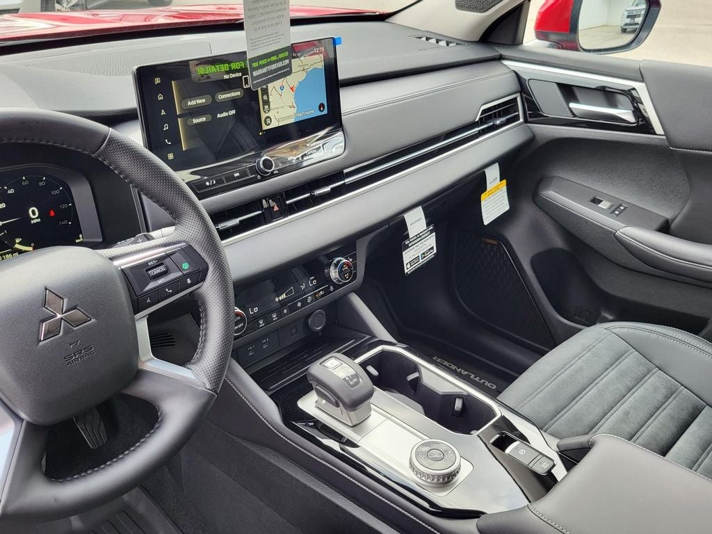 2026 Mitsubishi Outlander SE