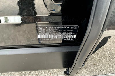 2026 Mitsubishi Outlander SE