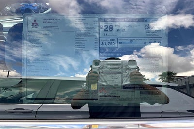 2026 Mitsubishi Outlander SE