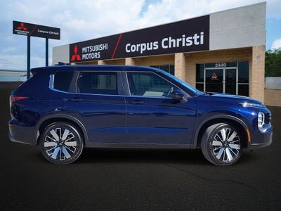 2026 Mitsubishi Outlander SE