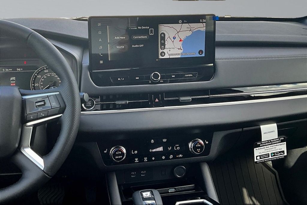 2026 Mitsubishi Outlander LE
