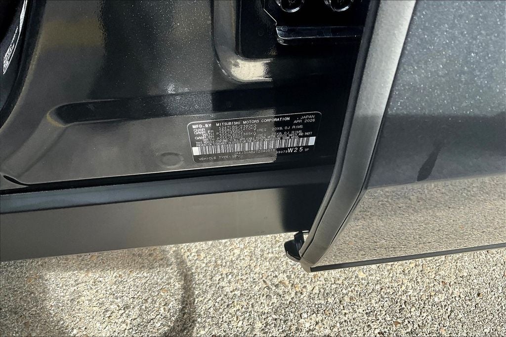 2026 Mitsubishi Outlander SE