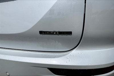 2026 Mitsubishi Outlander LE