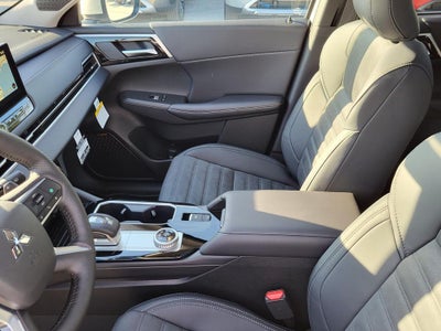 2026 Mitsubishi Outlander SE