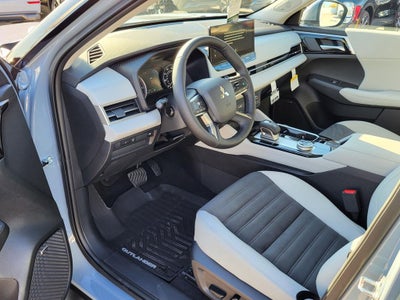 2026 Mitsubishi Outlander SE