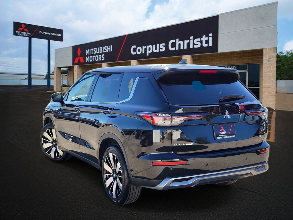 2026 Mitsubishi Outlander SE