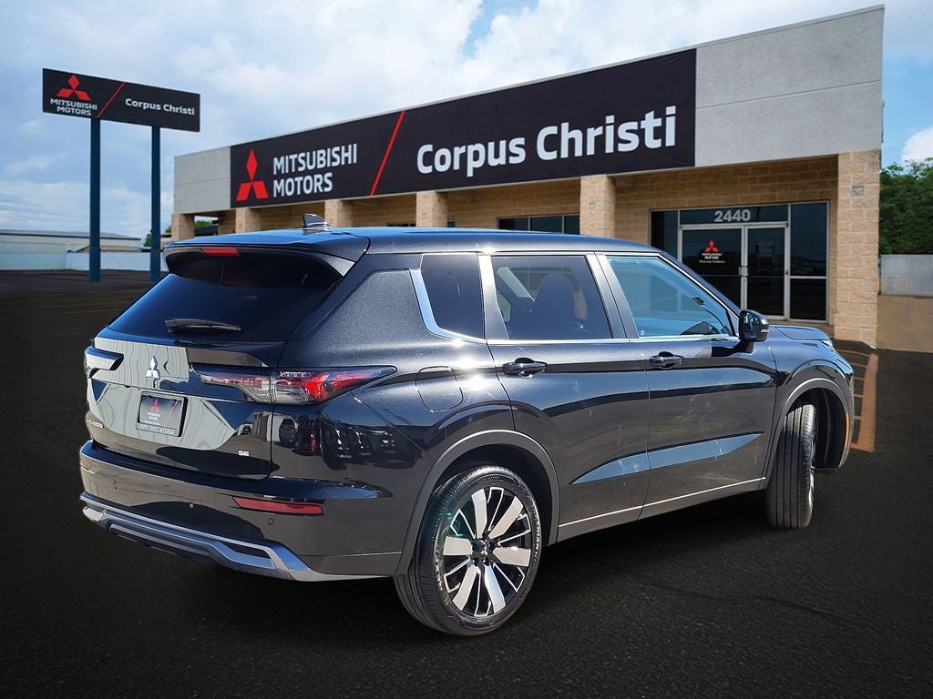 2026 Mitsubishi Outlander SE