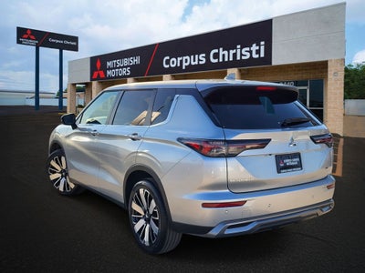 2026 Mitsubishi Outlander SE