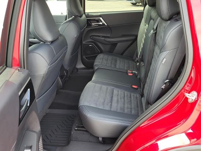 2026 Mitsubishi Outlander SE