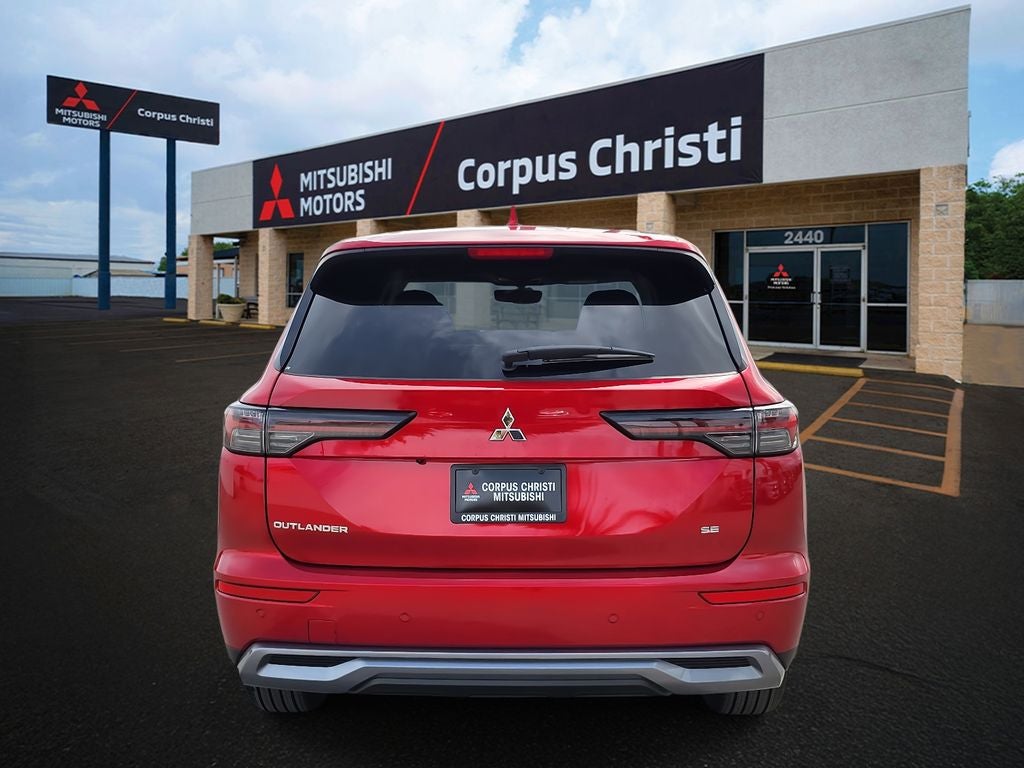 2026 Mitsubishi Outlander SE