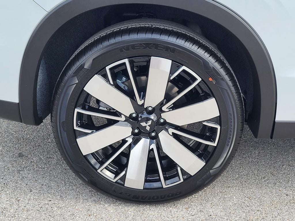 2026 Mitsubishi Outlander SE