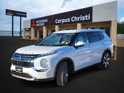 2026 Mitsubishi Outlander SE