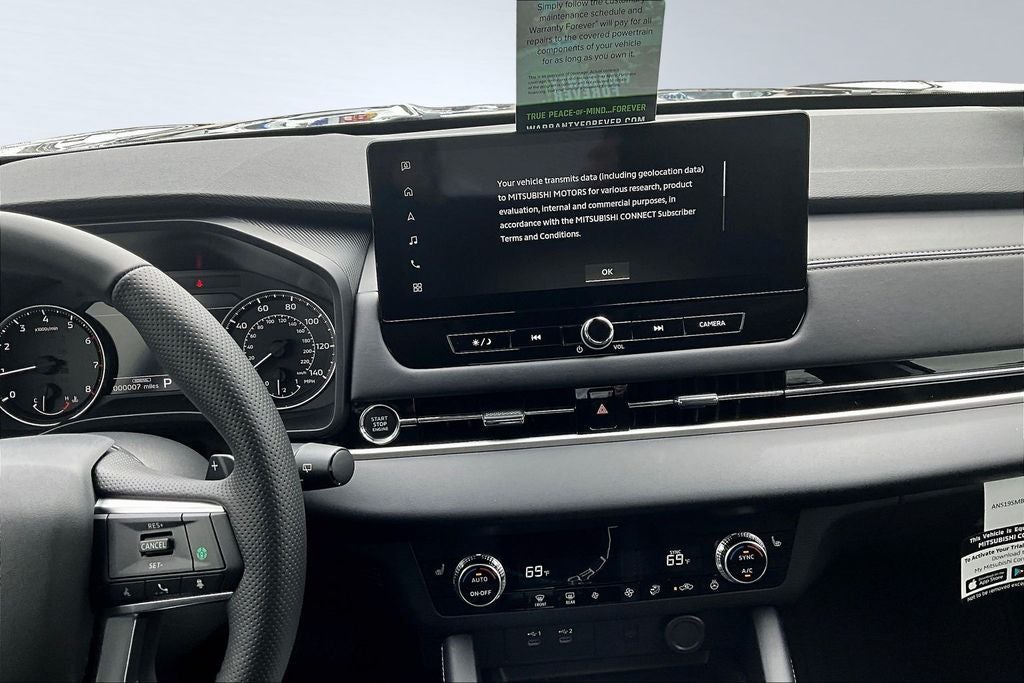2026 Mitsubishi Outlander SE