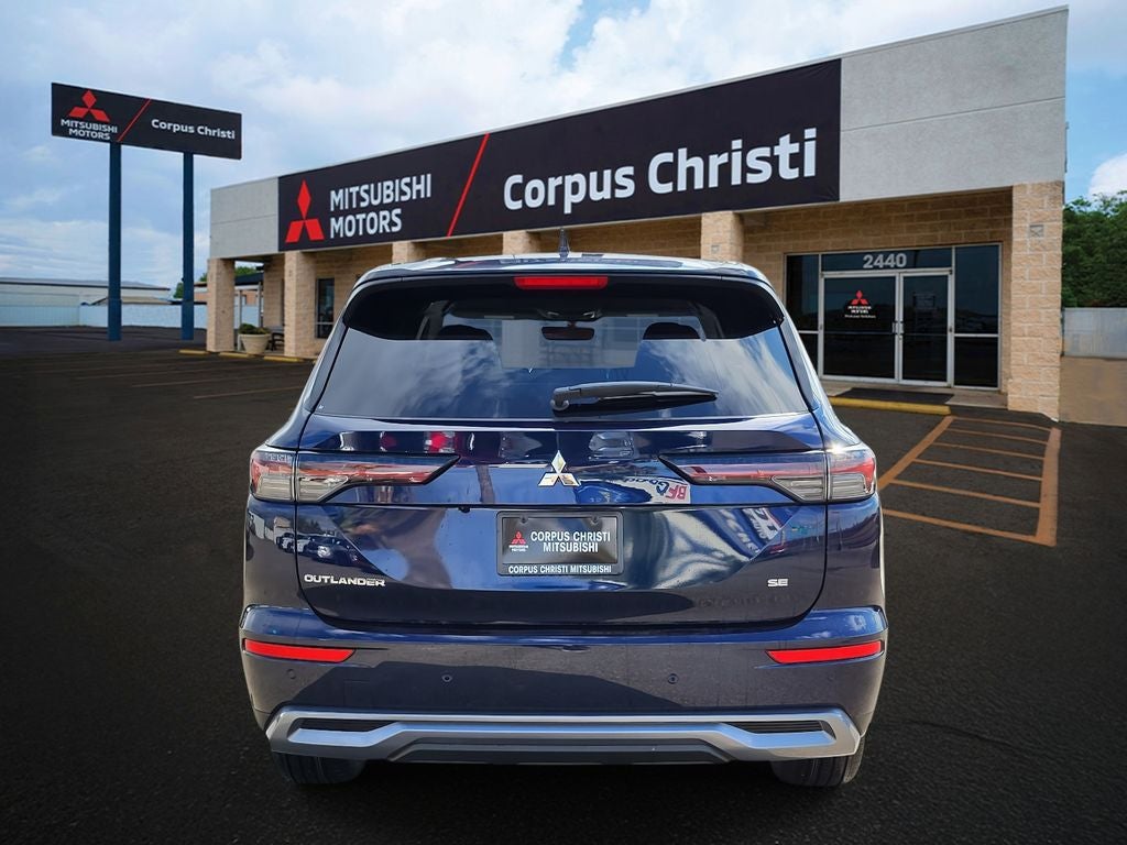 2026 Mitsubishi Outlander SE