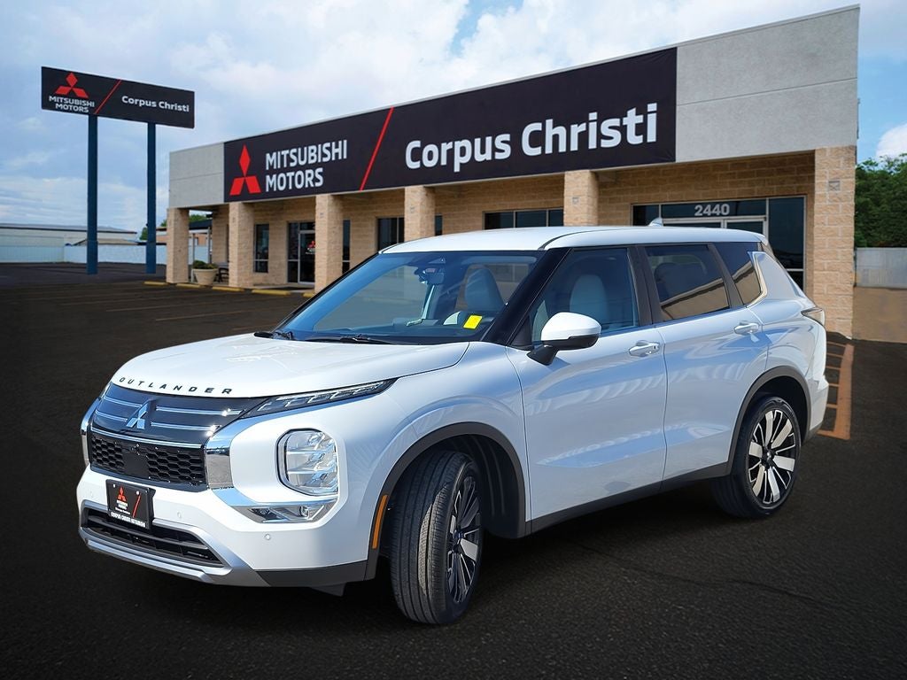 2026 Mitsubishi Outlander SE
