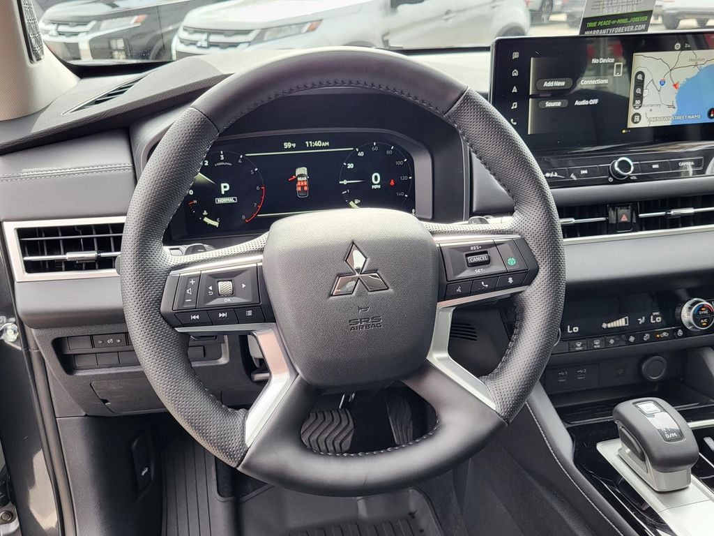 2026 Mitsubishi Outlander SE