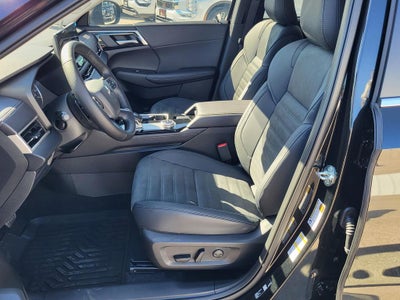 2026 Mitsubishi Outlander SE