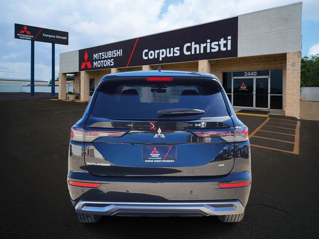 2026 Mitsubishi Outlander SE