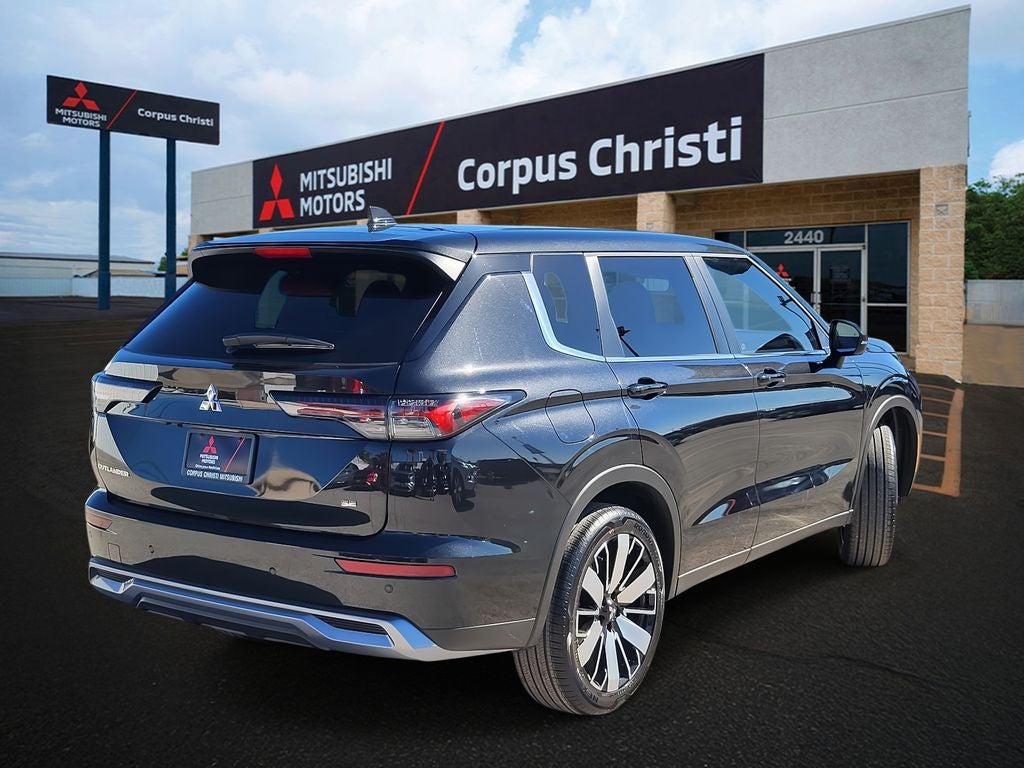 2026 Mitsubishi Outlander SE