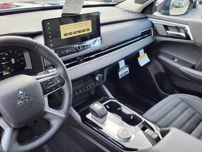 2026 Mitsubishi Outlander SE