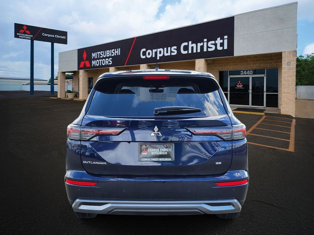 2026 Mitsubishi Outlander SE