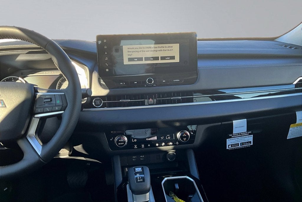 2026 Mitsubishi Outlander SE
