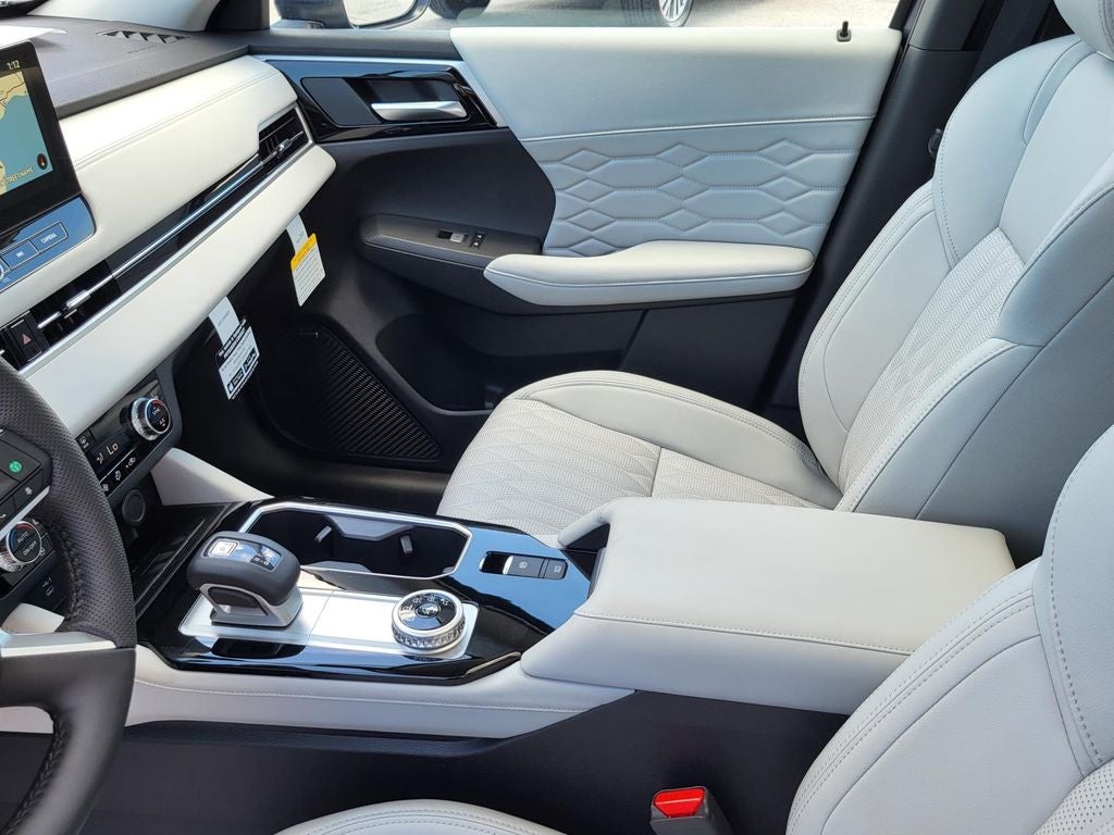 2025 Mitsubishi Outlander SEL