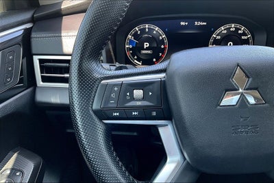 2024 Mitsubishi Outlander SEL