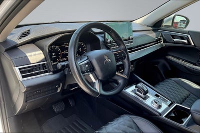 2024 Mitsubishi Outlander SEL