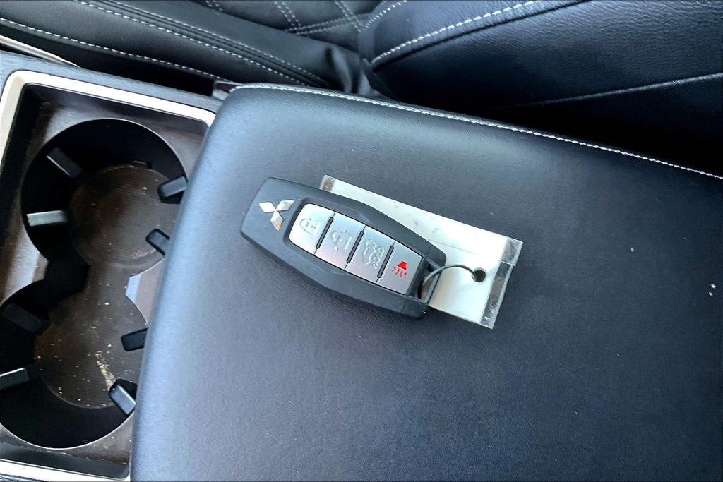 2024 Mitsubishi Outlander SEL