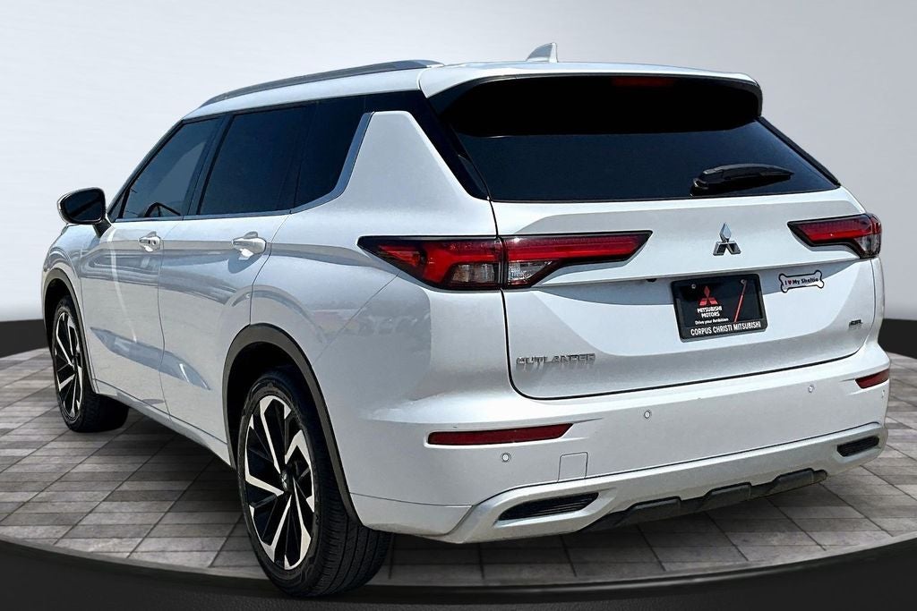 2024 Mitsubishi Outlander SEL