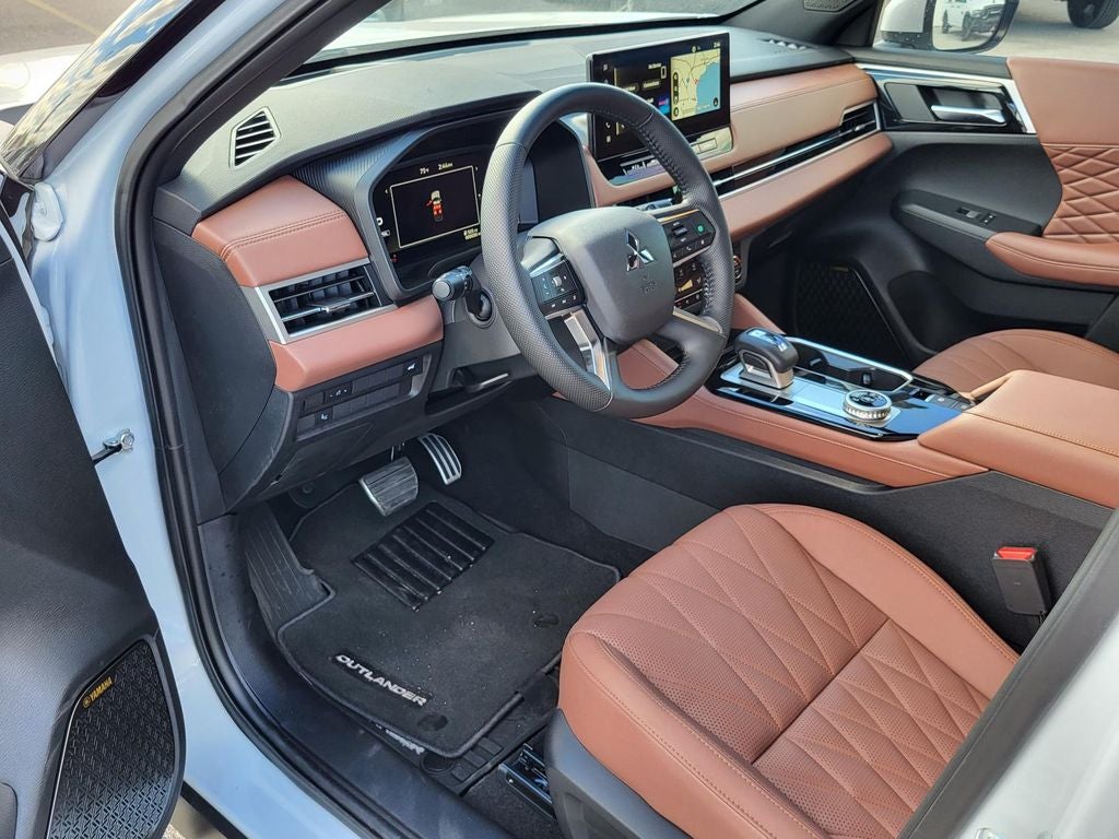 2025 Mitsubishi Outlander SEL