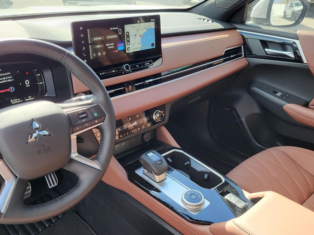 2025 Mitsubishi Outlander SEL