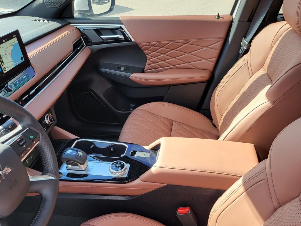 2025 Mitsubishi Outlander SEL