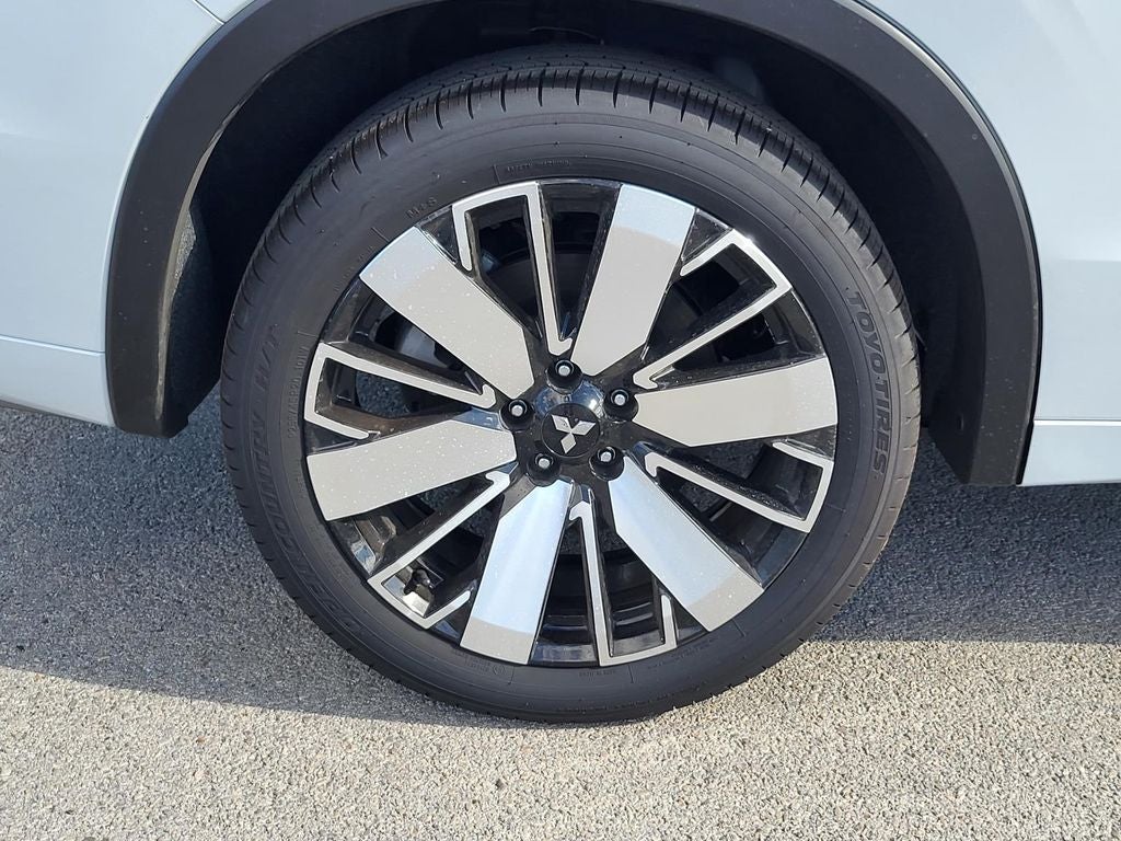 2025 Mitsubishi Outlander SEL