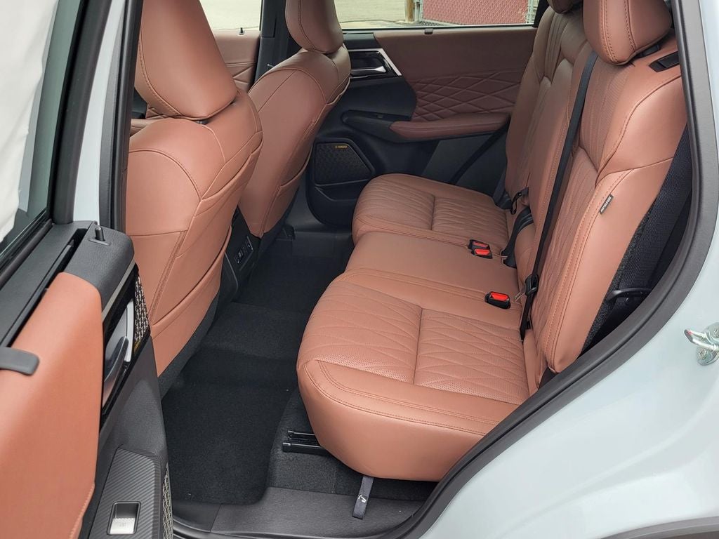 2026 Mitsubishi Outlander SEL