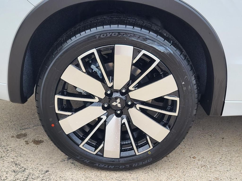 2026 Mitsubishi Outlander SEL