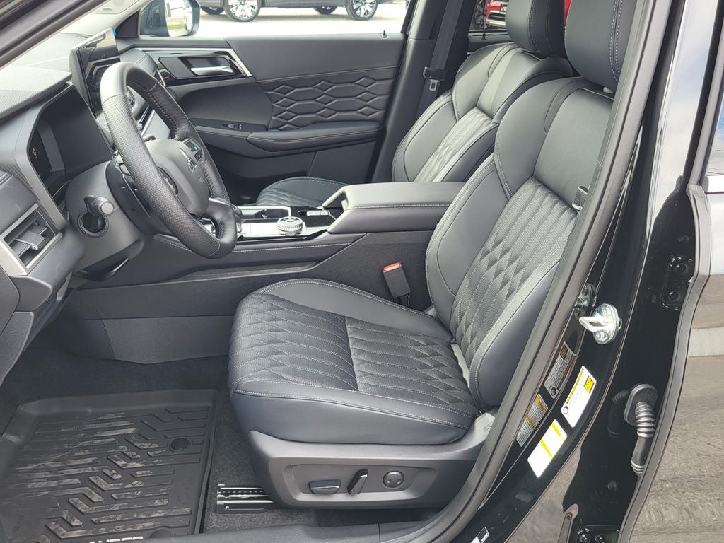 2026 Mitsubishi Outlander SEL