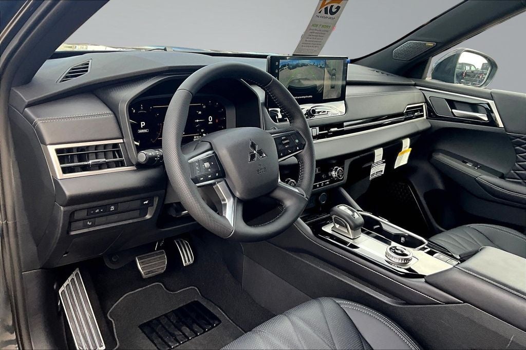2026 Mitsubishi Outlander Black Edition