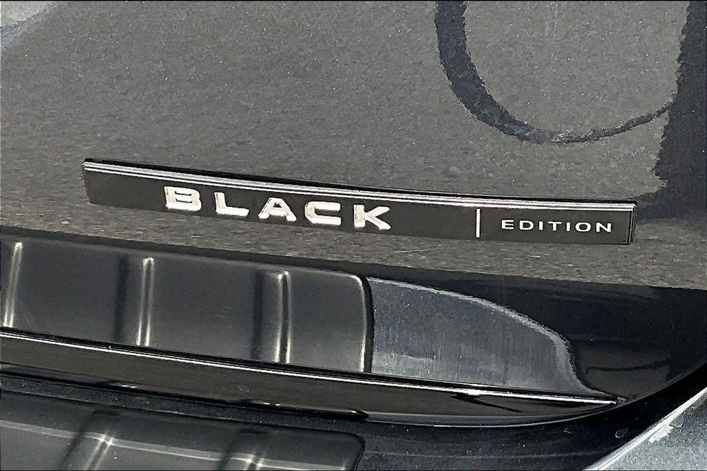 2026 Mitsubishi Outlander Black Edition